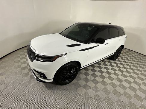 Used 2026 Land Rover Range Rover Velar Dynamic SE image 9