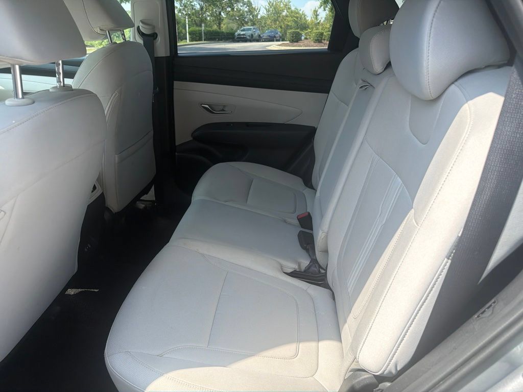 Used 2025 Hyundai Tucson SEL AWD/4WD image 10
