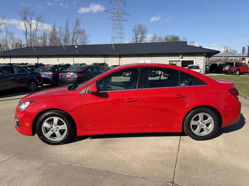 Used 2016 Chevrolet Cruze LT image 5