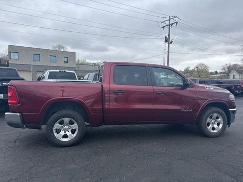 Used 2025 RAM 1500 Big Horn AWD/4WD image 8