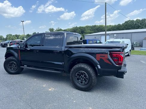 Used 2025 Ford F150 Raptor w/ Equipment Group 803A Raptor R AWD/4WD image 4