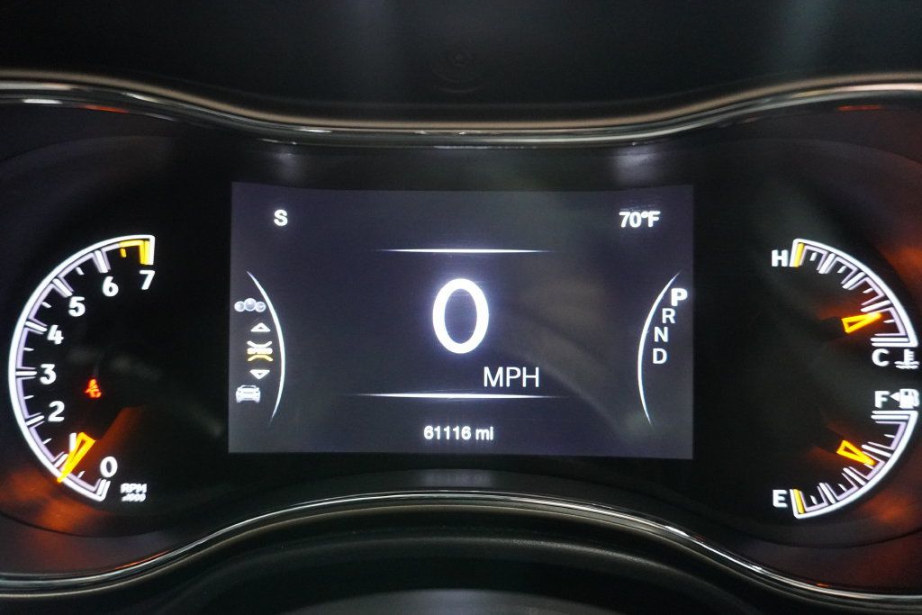 Used 2017 Jeep Grand Cherokee Limited AWD/4WD image 25