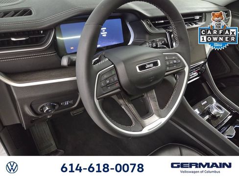 Used 2023 Jeep Grand Cherokee Limited AWD/4WD image 19