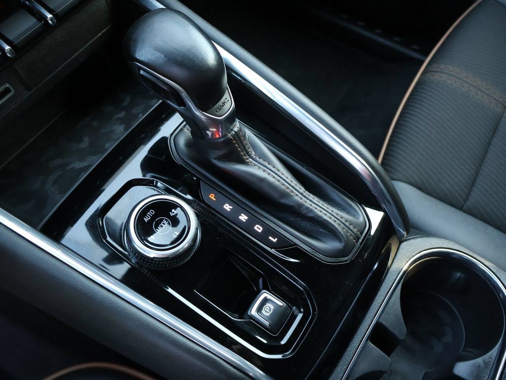 Certified 2024 GMC Canyon AT4 AWD/4WD image 21
