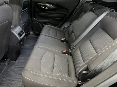 Certified 2022 GMC Terrain SLE w/ Driver Convenience Package image 19