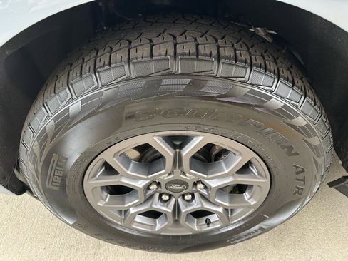 Certified 2025 Ford Expedition Active RWD image 4