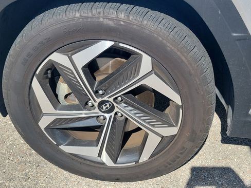 Used 2024 Hyundai Tucson Limited image 7