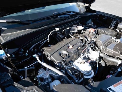 New 2026 Honda HR-V LX image 32