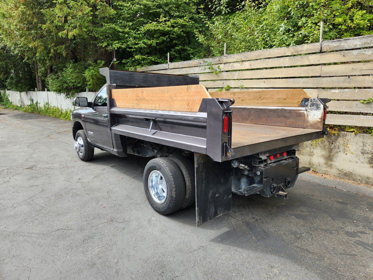 Used 2022 RAM 3500 Tradesman AWD/4WD image 9