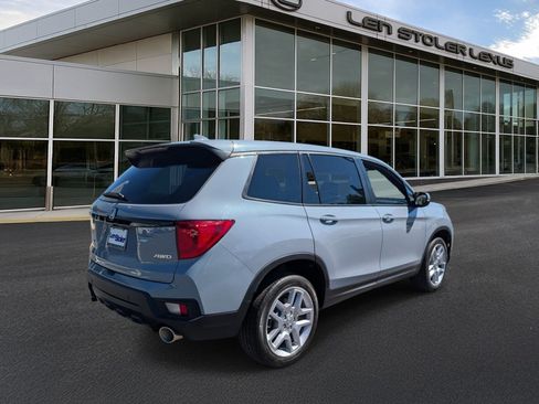 Used 2025 Honda Passport EX-L image 3
