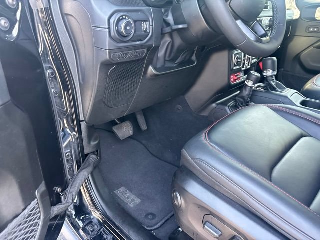 Used 2026 Jeep Wrangler Unlimited Rubicon AWD/4WD image 16