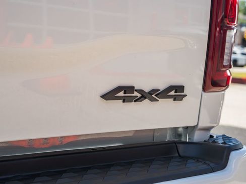 New 2026 RAM 2500 Laramie AWD/4WD image 8