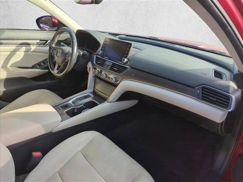 Used 2018 Honda Accord Touring image 27