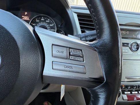 Used 2010 Subaru Outback 3.6R Premium image 24