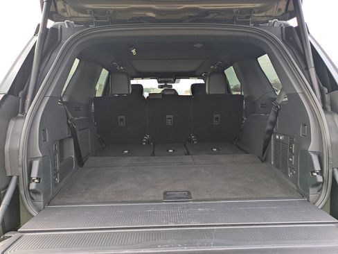 Certified 2025 Ford Expedition Tremor image 34