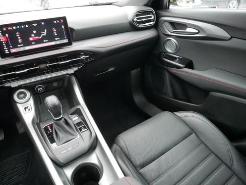 Certified 2024 Dodge Hornet GT image 11