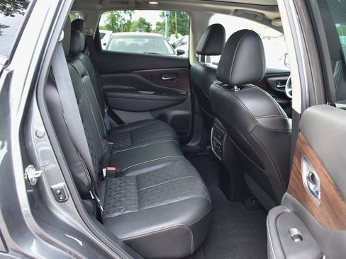 Used 2020 Nissan Murano Platinum w/ Cargo Package FWD image 11