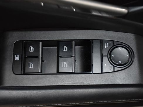 Used 2022 MAZDA CX-30 AWD 2.5 S w/ Select Package image 23