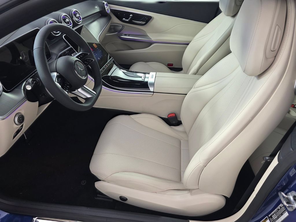 New 2026 Mercedes-Benz CLE 450 4MATIC Coupe image 6