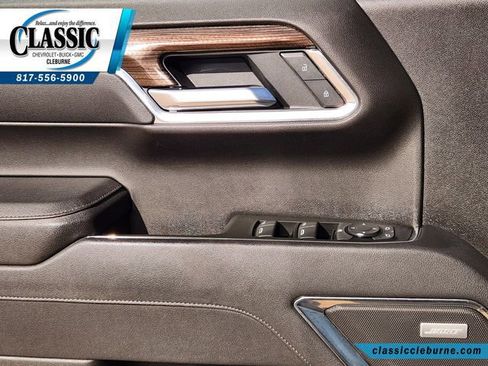 Used 2025 Chevrolet Silverado 1500 LT Trail Boss w/ Convenience Package II image 25