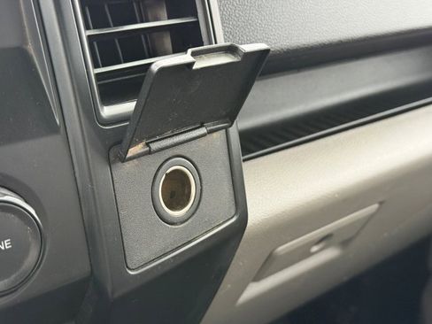 Used 2019 Ford F150 XL w/ Equipment Group 101A Mid RWD image 28