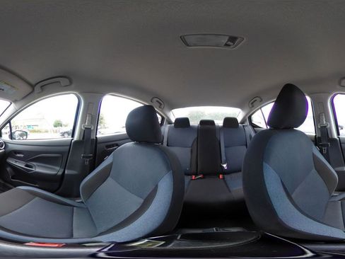 Used 2025 Nissan Versa SV FWD image 42