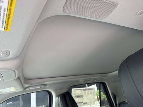 New 2025 Lincoln Navigator Reserve image 35