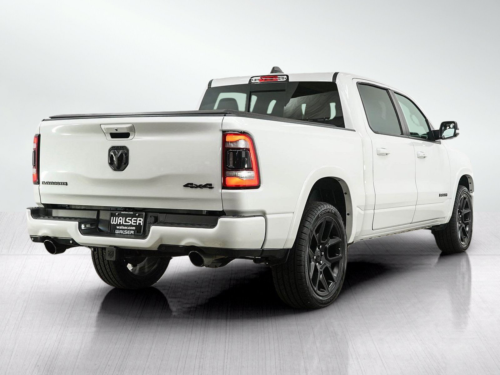 Used 2022 RAM 1500 Laramie AWD/4WD image 5
