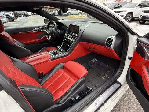 Used 2022 BMW M850i xDrive Coupe image 26