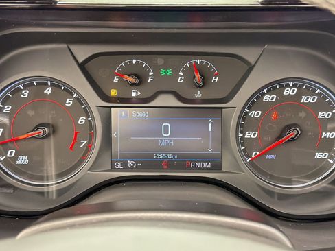 Used 2023 Chevrolet Camaro LT RWD image 17