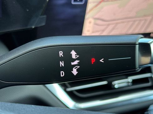 New 2026 Chevrolet Equinox EV LT w/ Convenience Package II image 21