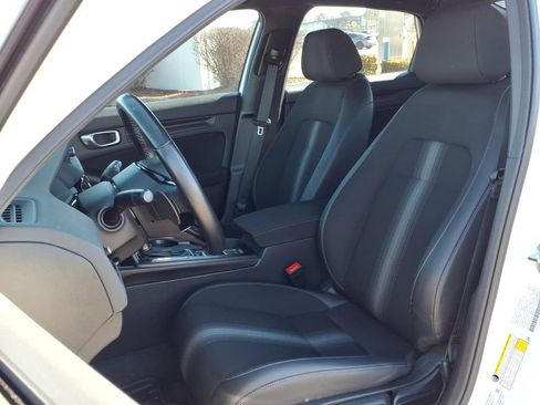 Used 2024 Honda Civic Sport image 4