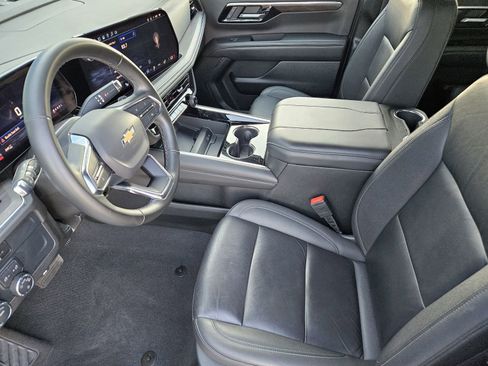 Certified 2025 Chevrolet Tahoe LT AWD/4WD image 17