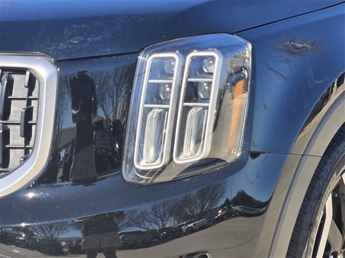 Certified 2023 Kia Telluride EX image 15