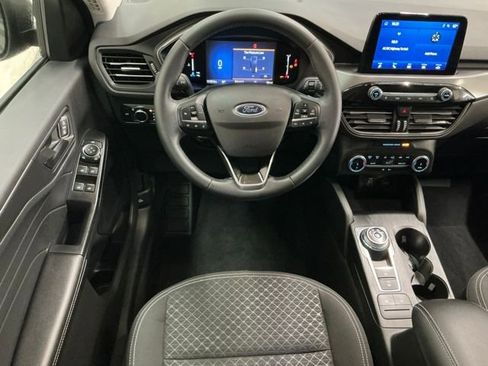 Used 2024 Ford Escape Active image 10