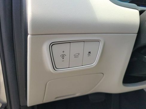 Certified 2023 Hyundai Tucson Limited AWD/4WD image 22