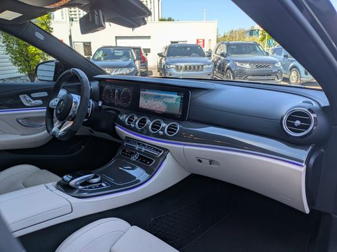 Used 2019 Mercedes-Benz E 63 AMG S image 32