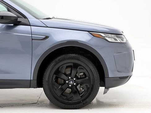 Used 2023 Land Rover Discovery Sport S image 3