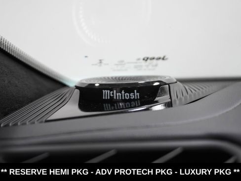 Used 2022 Jeep Grand Cherokee Summit image 32