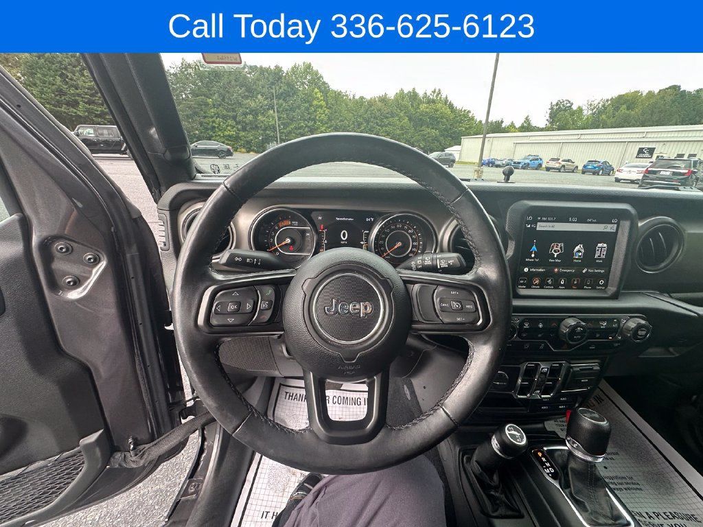 Used 2022 Jeep Wrangler Unlimited Sport AWD/4WD image 16