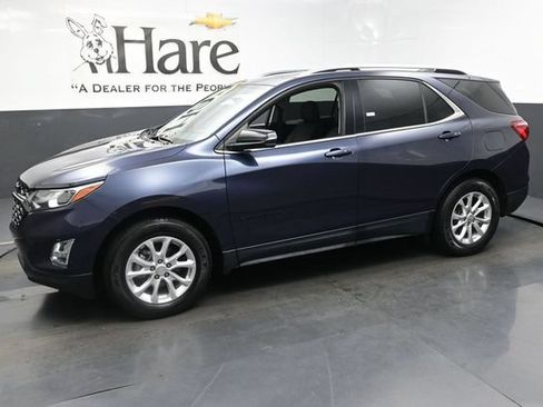 Used 2019 Chevrolet Equinox LT w/ Sun & Navigation Package AWD/4WD image 28