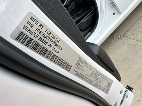 Used 2023 Dodge Durango R/T image 34