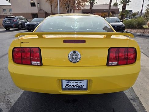 Used 2006 Ford Mustang Coupe image 5