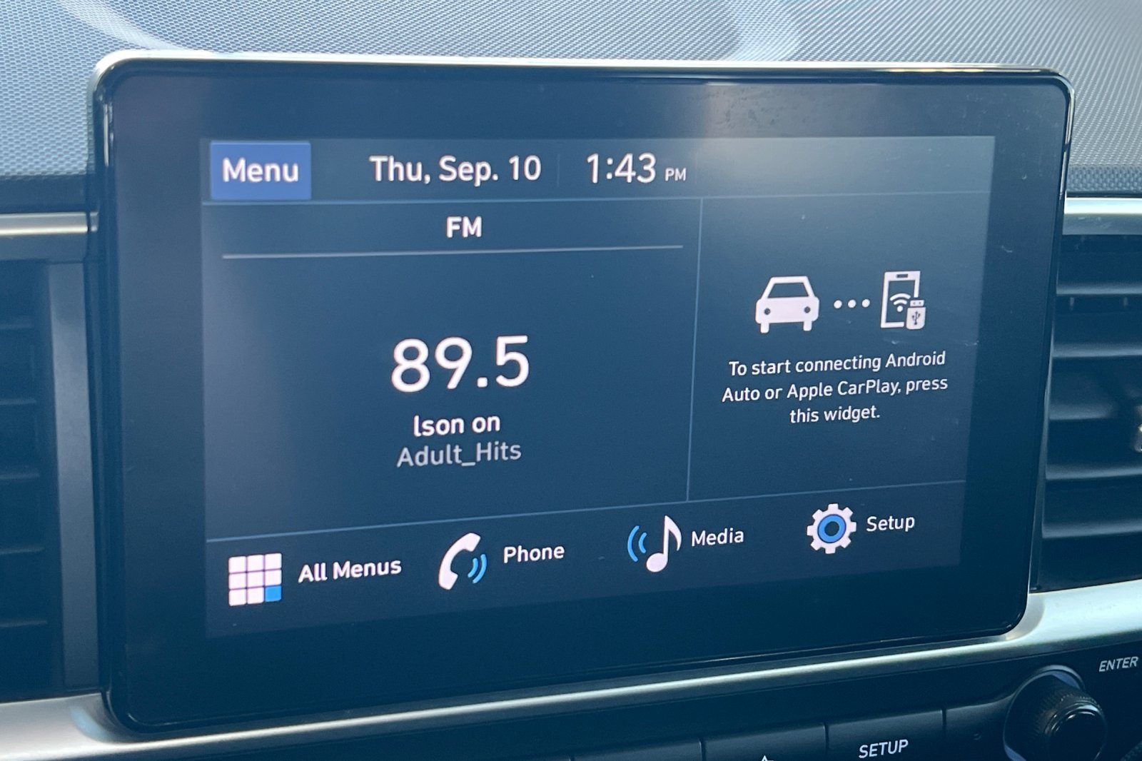 Used 2025 Hyundai Venue SE FWD image 15