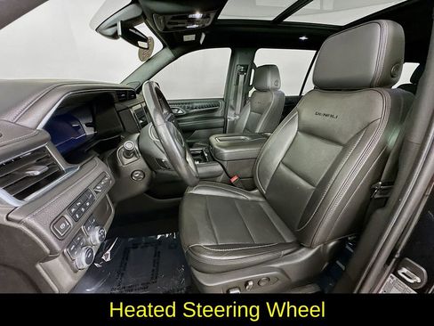 Used 2022 GMC Yukon XL Denali AWD/4WD image 29