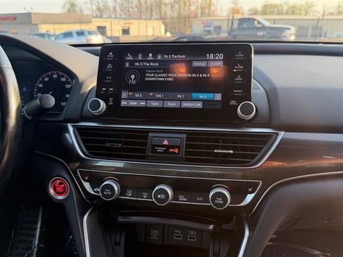 Used 2021 Honda Accord Sport image 26