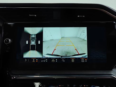 Used 2025 GMC Sierra 1500 Denali Ultimate image 17