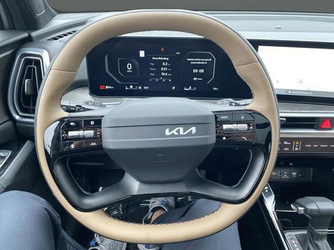New 2026 Kia Sorento SX Prestige w/ Olive Brown Leather Package image 17