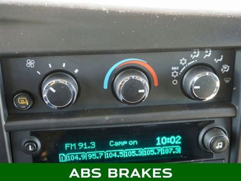 Used 2024 GMC Savana 2500 w/ Driver Convenience Package image 12