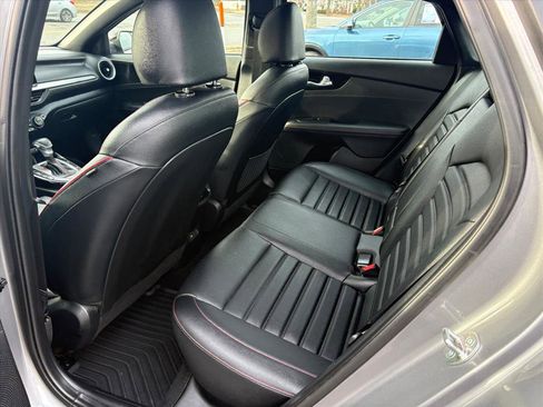 Used 2023 Kia Forte GT w/ GT2 Package image 19